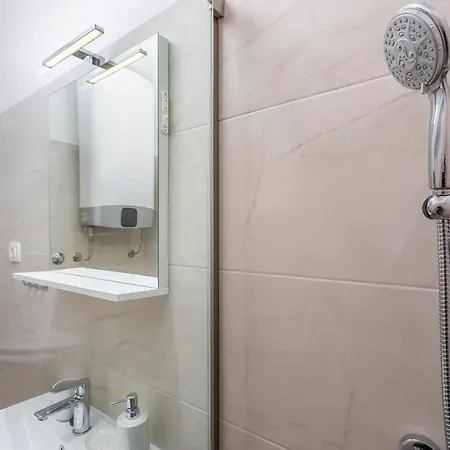 Kvarner Bay 4* - Apartments 1 & 3 Rijeka Exterior photo