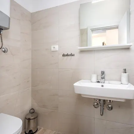 Kvarner Bay 4* - Apartments 1 & 3 Rijeka Exterior photo