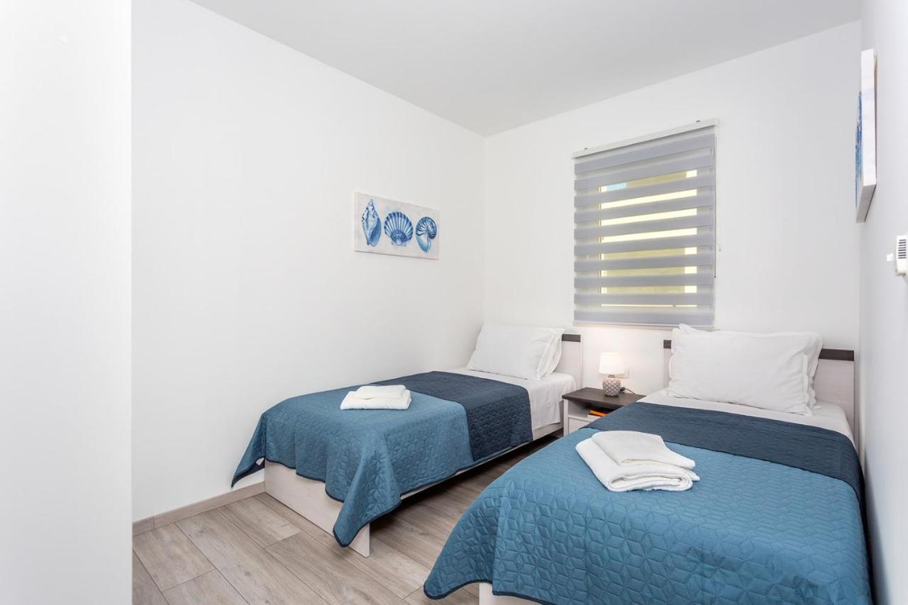 Kvarner Bay 4* - 1 & 3 Apartment *